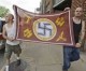 Bei Amazon und eBay sind Flaggen der Konföderierten out aber Naziprodukte ein Renner