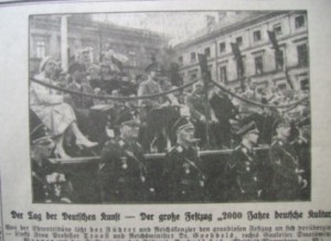 Hitler beim Festzug: "Der Tag der Deutschen Kunst",  Dortmunder Zeitung vom Dienstag, 20. Juli 1937.