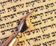 Prags Alt-Neue Synagoge erhielt erste neue Torah seit dem Zweiten Weltkrieg